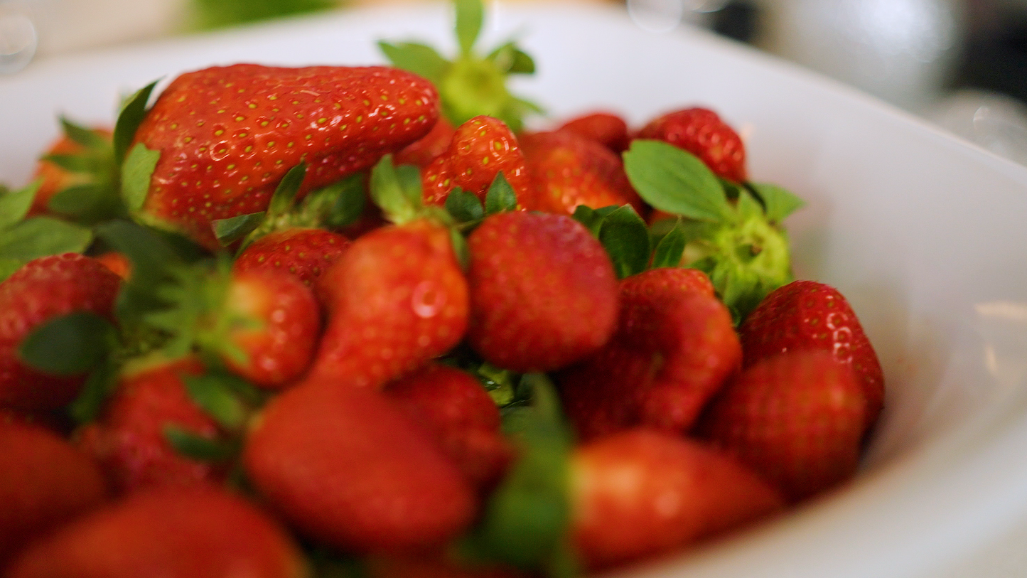 Fresh, seasonal Ōhaupō strawberries